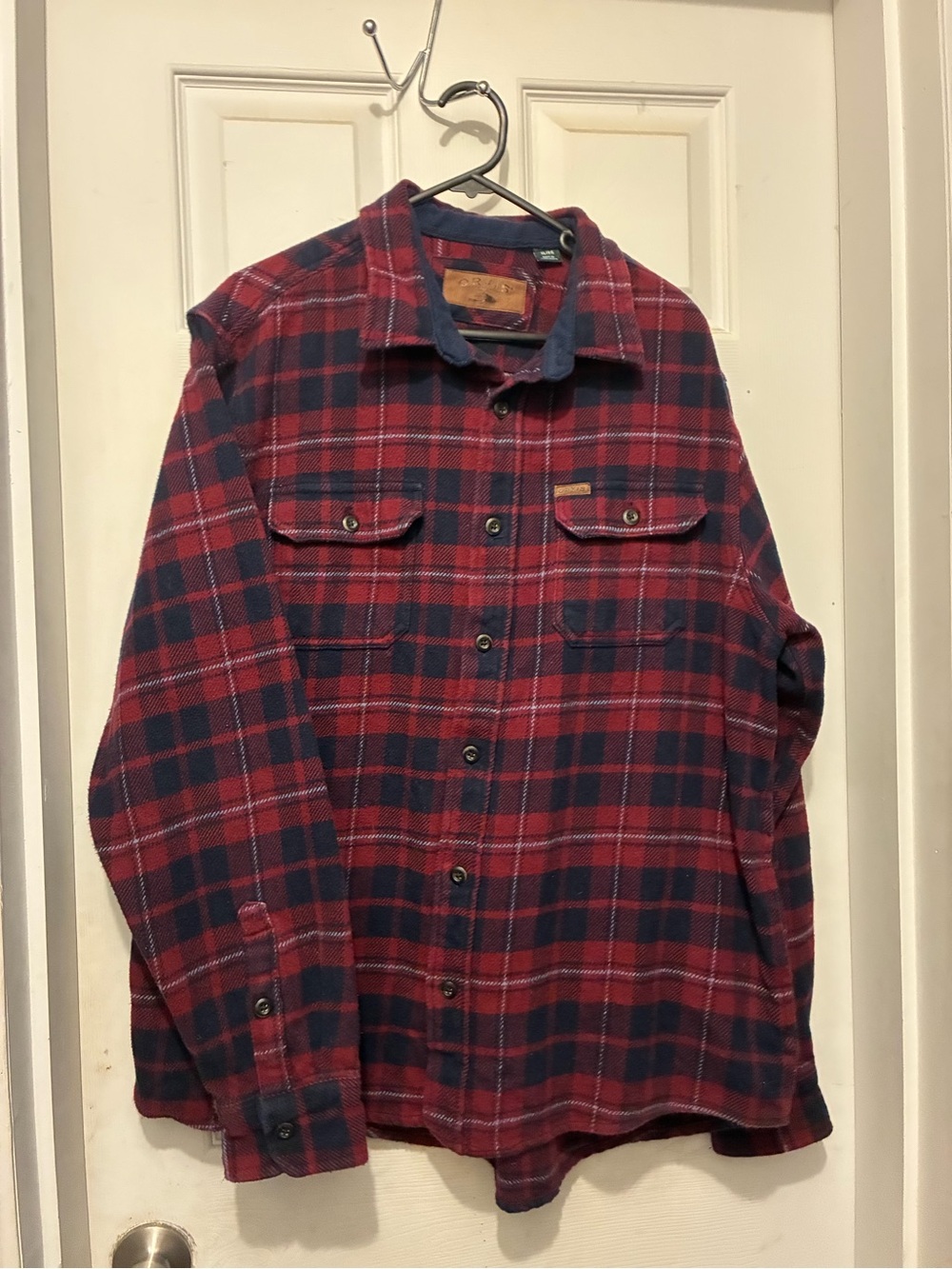 Orvis Men's Red & Navy Plaid Flannel Shirt - Classic Button-Up
